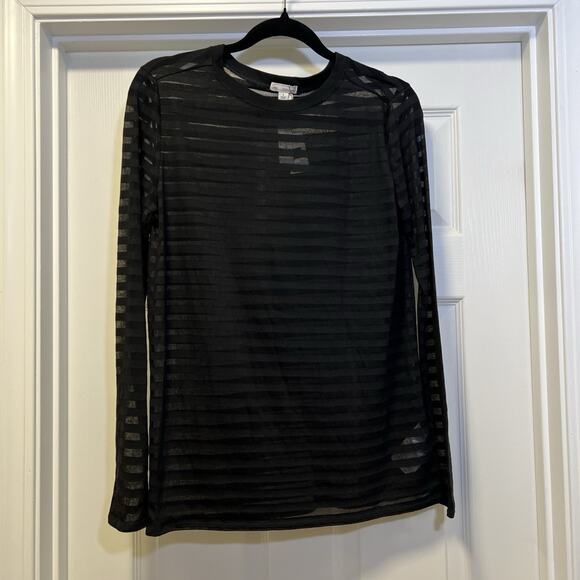 GAP Tops - Gap shear‎ striped, black long sleeve cotton blend small top preppy